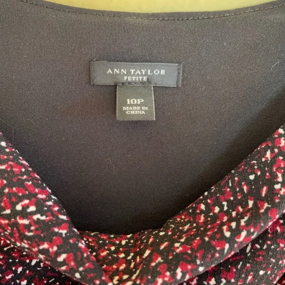 ⭐️ Ann Taylor dress - 10 petite - Picture 3 of 6